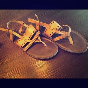 Brown leather Mossimo sandal
